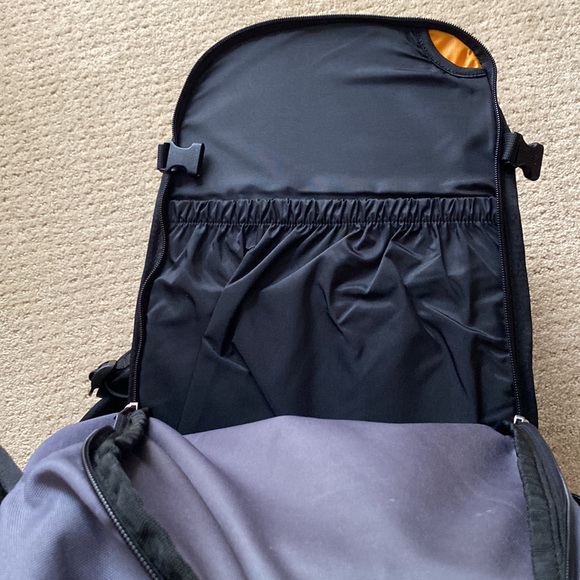 DROP Hiking Backpack With GLIDEACCSYS Compartments - Picture 5 of 12